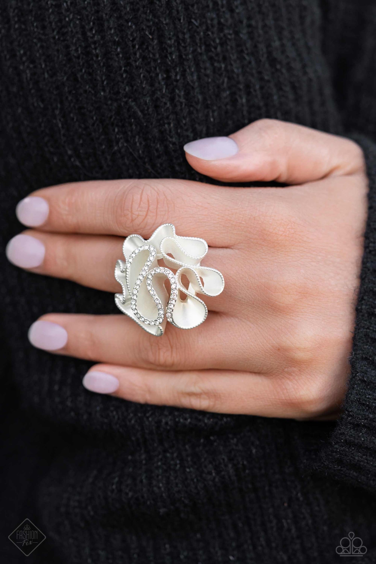 Paparazzi Accessories Fiercely 5th Avenue: FF November 2023 Timeless and classic yet sophisticated and versatile, the Fiercely 5th Avenue Collection features elegant designs and traditional metal finishes. Never one to shy away from a bit of sparkle, the