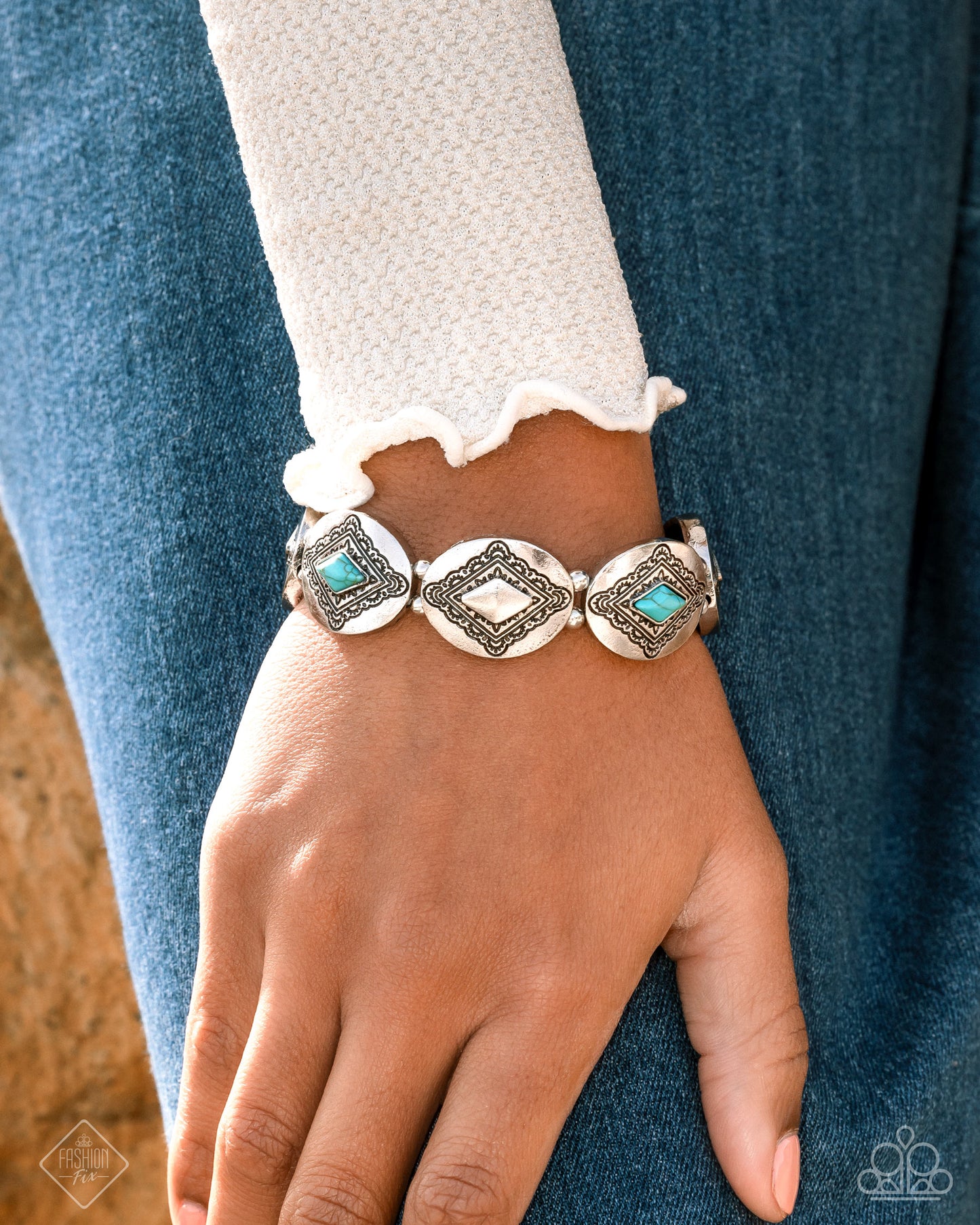 Simply Santa Fe - Complete Trend Blend - April 2025