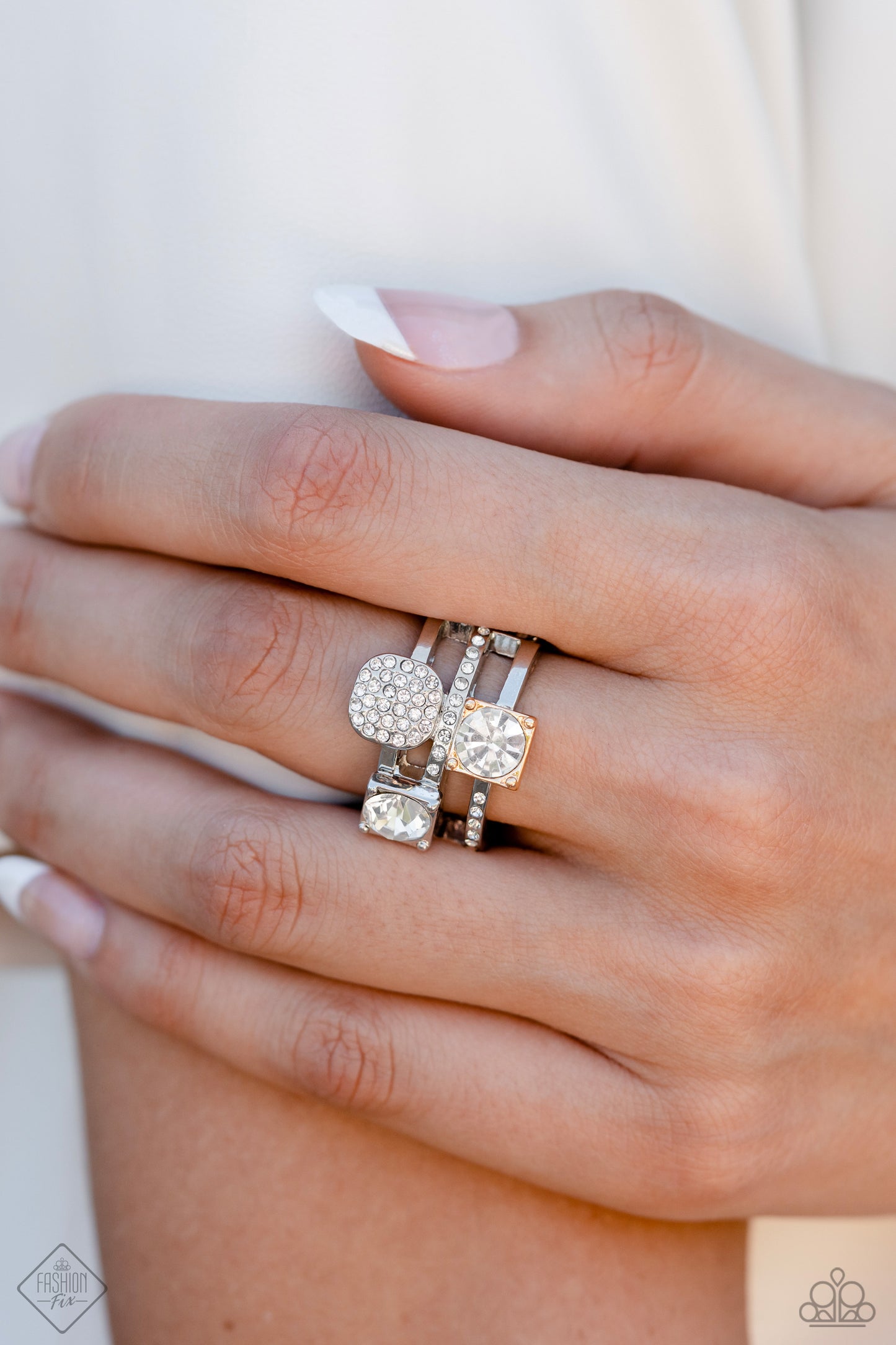 Paparazzi Accessories Magnificent Musings - Complete Trend Blend - September 2023 The Magnificent Musings Collection features bold statement pieces and edgy designs. Reveling in sassy, unapologetic fashion, Magnificent Musings mavens confidently express t