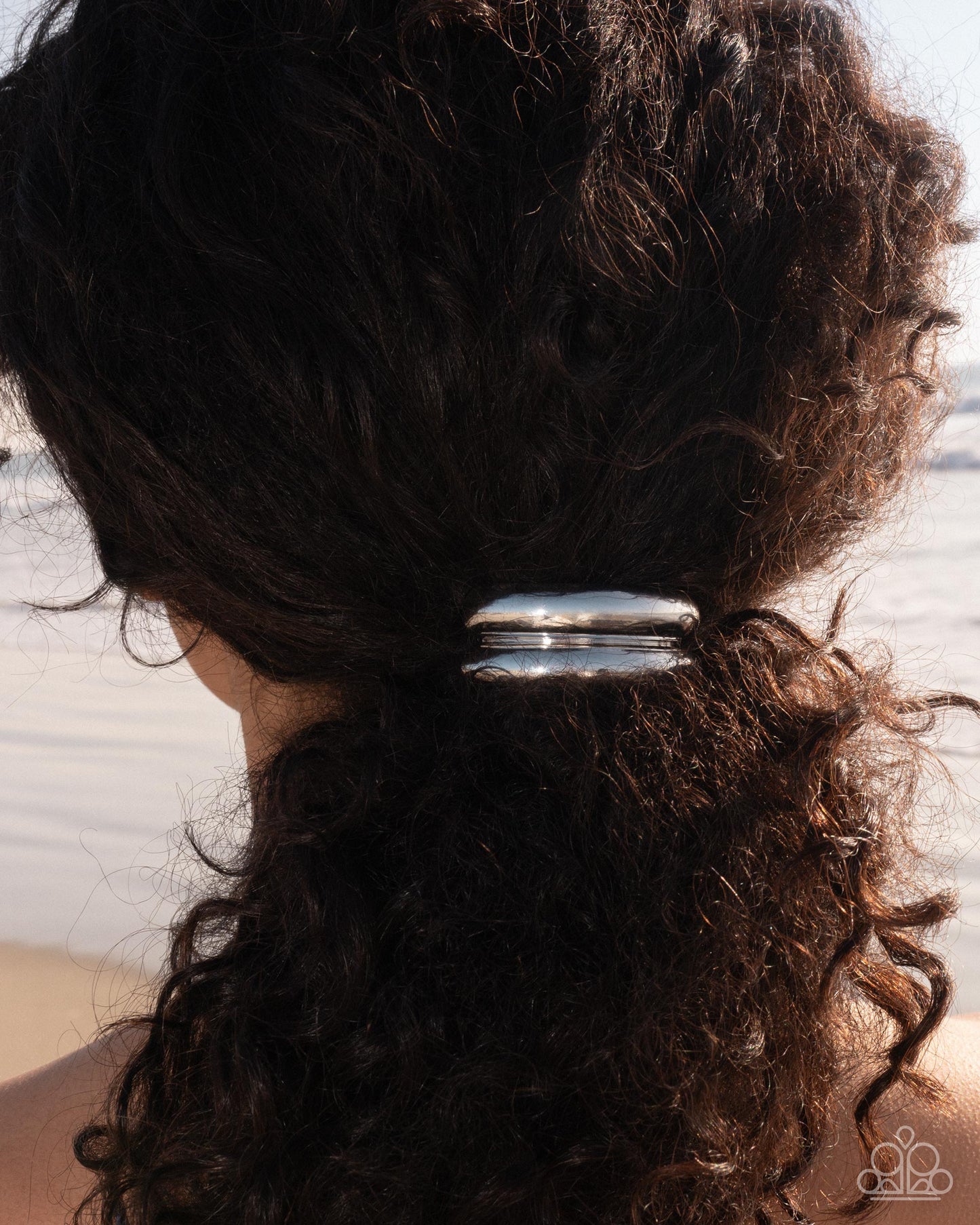 Headlining Hair Toss - Silver