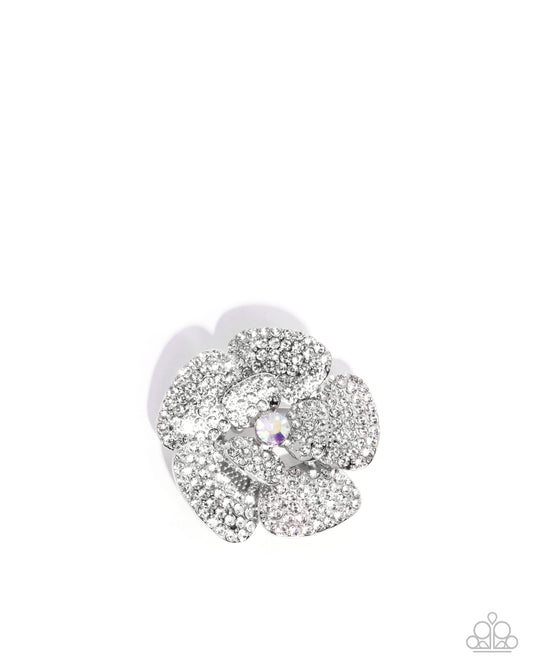 Festive Flourish - White