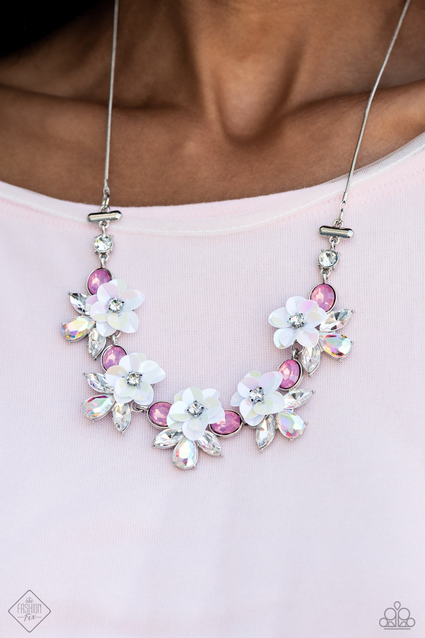 Paparazzi Accessories Glimpses of Malibu - Complete Trend Blend - September 2023 Featuring playful styles accented with fun pops of color, the Glimpses of Malibu Collection is an endearing assortment of cheerful and whimsical laid-back fashion. From the b