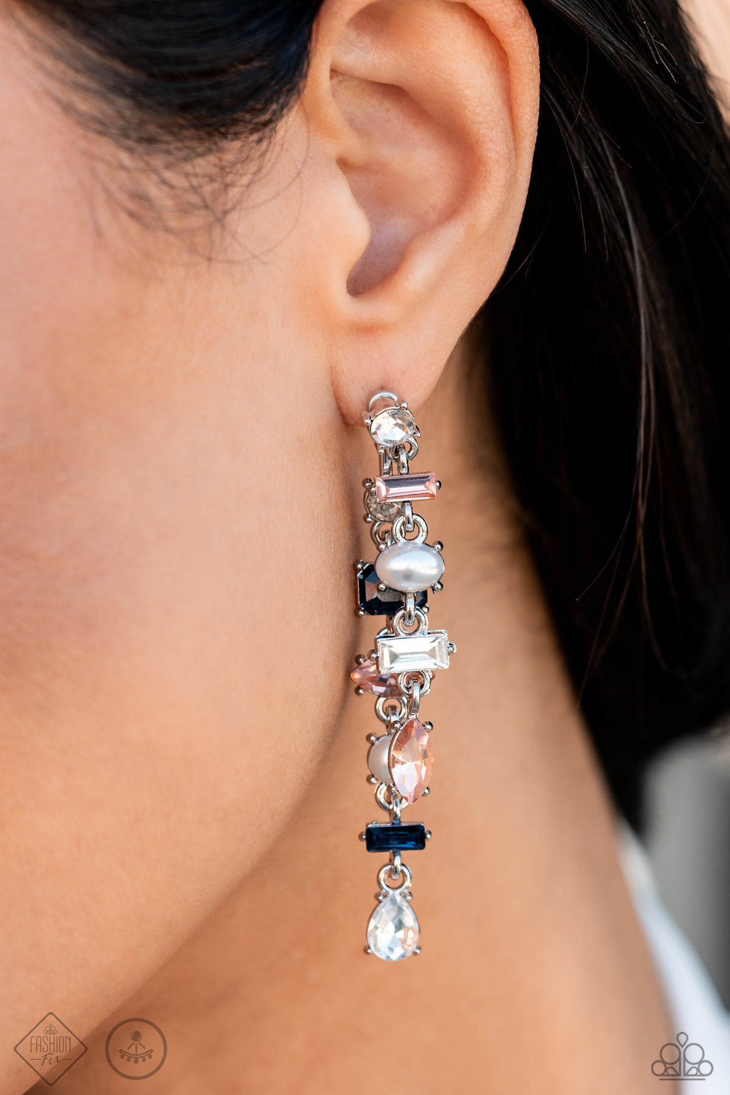 Paparazzi Accessories Fiercely 5th Avenue - Complete Trend Blend - September 2023 Timeless and classic yet sophisticated and versatile, the Fiercely 5th Avenue Collection features elegant designs and traditional metal finishes. Never one to shy away from