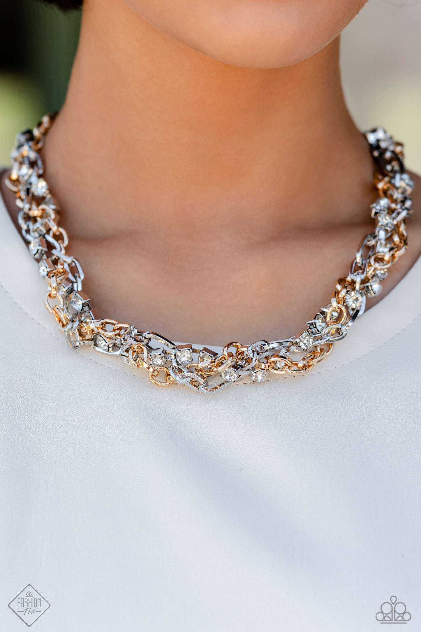 Paparazzi Accessories Magnificent Musings - Complete Trend Blend - September 2023 The Magnificent Musings Collection features bold statement pieces and edgy designs. Reveling in sassy, unapologetic fashion, Magnificent Musings mavens confidently express t