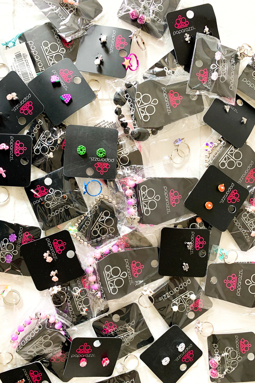 Paparazzi Accessories Starlet Shimmer: Random 5 Pack 5 Pieces of Random Junior $1 accessories Pack contains five (5) different Starlet Shimmer accessories. You will receive a mix of bracelets, rings, and earrings; the pieces you receive may not be picture