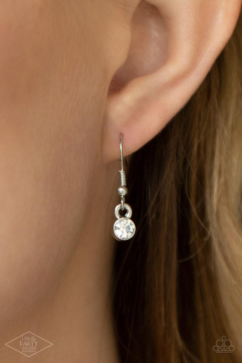 Paparazzi Accessories Cosmic Coronation - Multi Featuring a UV shimmer, oversized iridescent gems and glassy white rhinestones delicately coalesce into a v-shaped pendant below the collar for over-the-top glamour. Features an adjustable clasp closure. Sol