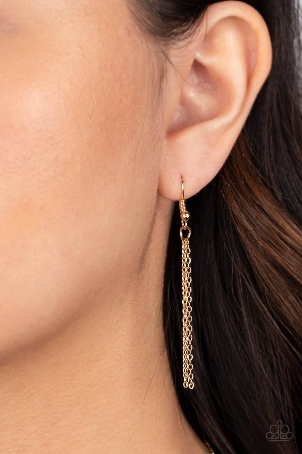 Paparazzi Accessories Hugs and Kisses - Gold A gold letter "X" and a letter "O" in the same metallic sheen, slide along a classic gold chain, creating a dainty, fun-loving design. Features an adjustable clasp closure. Sold as one individual necklace. Incl