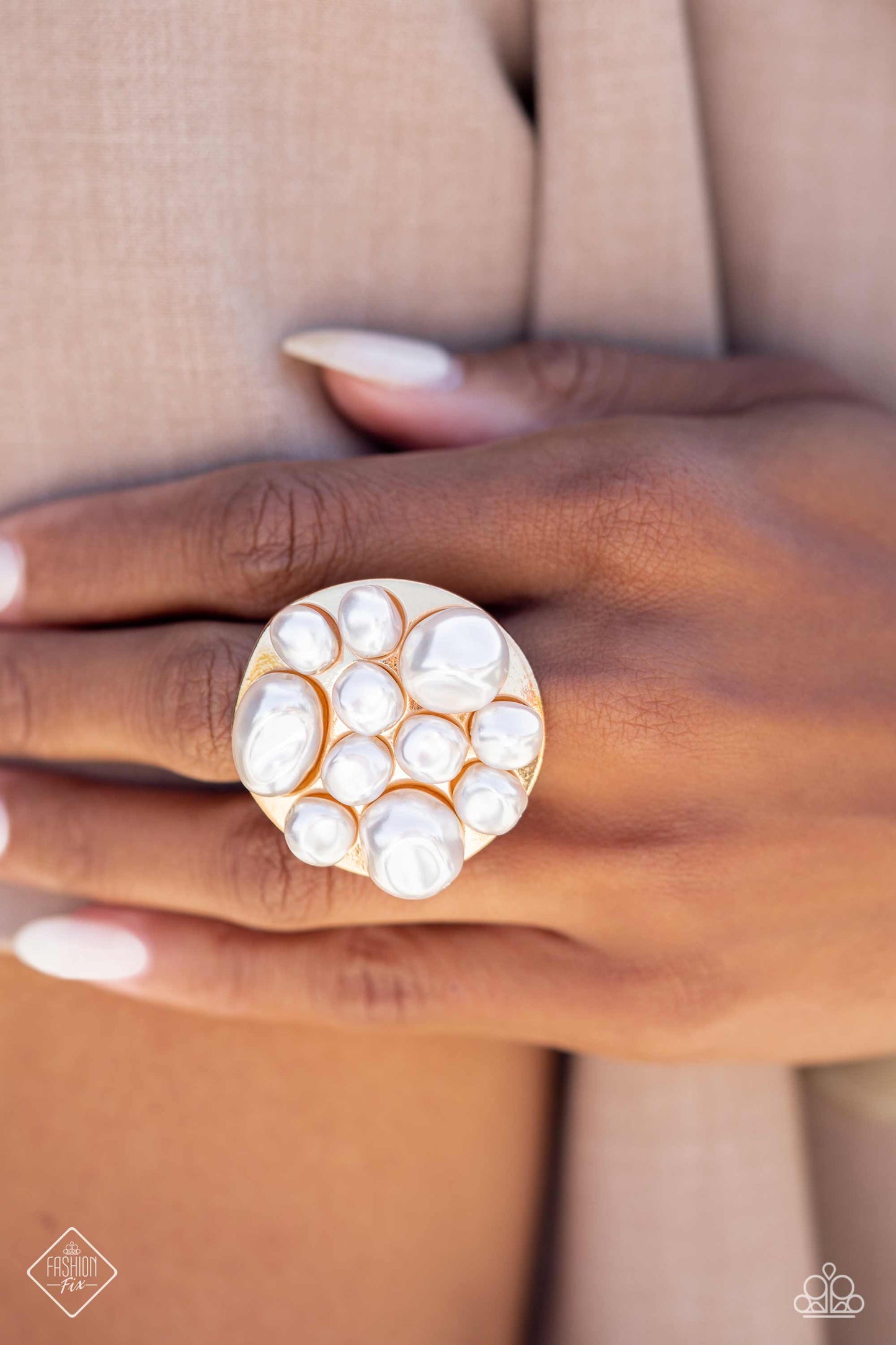 Paparazzi Accessories Fiercely 5th Avenue - Complete Trend Blend - August 2023 Timeless and classic yet sophisticated and versatile, the Fiercely 5th Avenue Collection features elegant designs and traditional metal finishes. Never one to shy away from a b