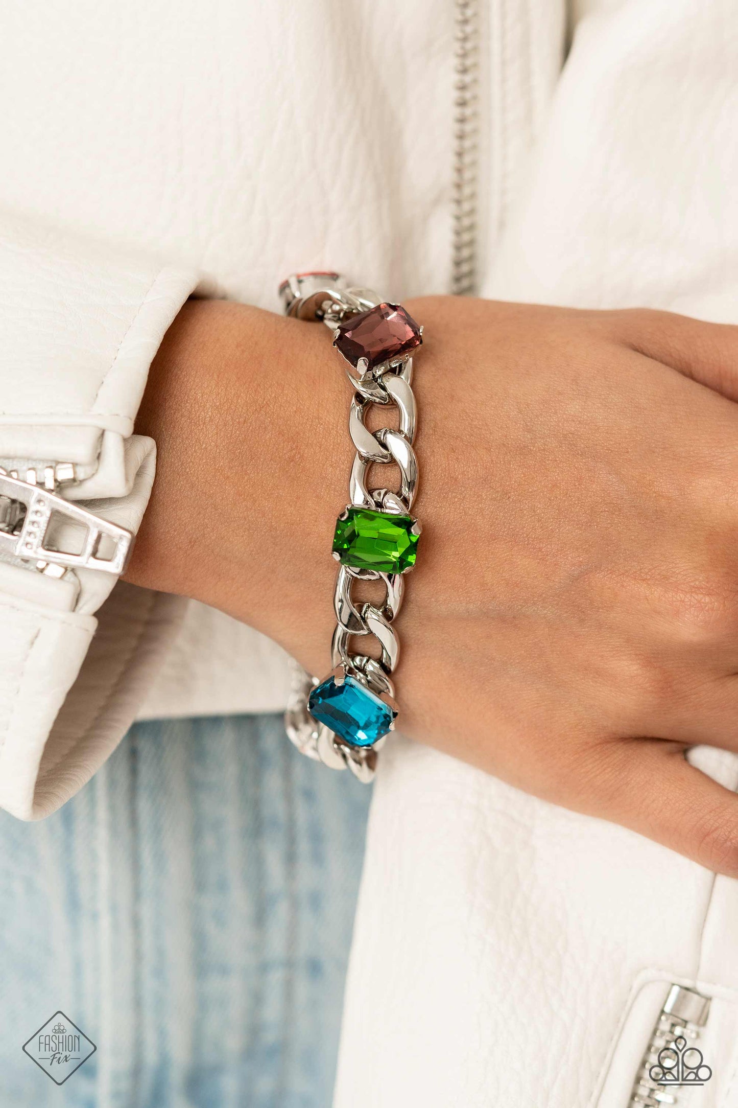 Paparazzi Accessories Magnificent Musings - Complete Trend Blend - August 2023 The Magnificent Musings Collection features bold statement pieces and edgy designs. Reveling in sassy, unapologetic fashion, Magnificent Musings mavens confidently express them