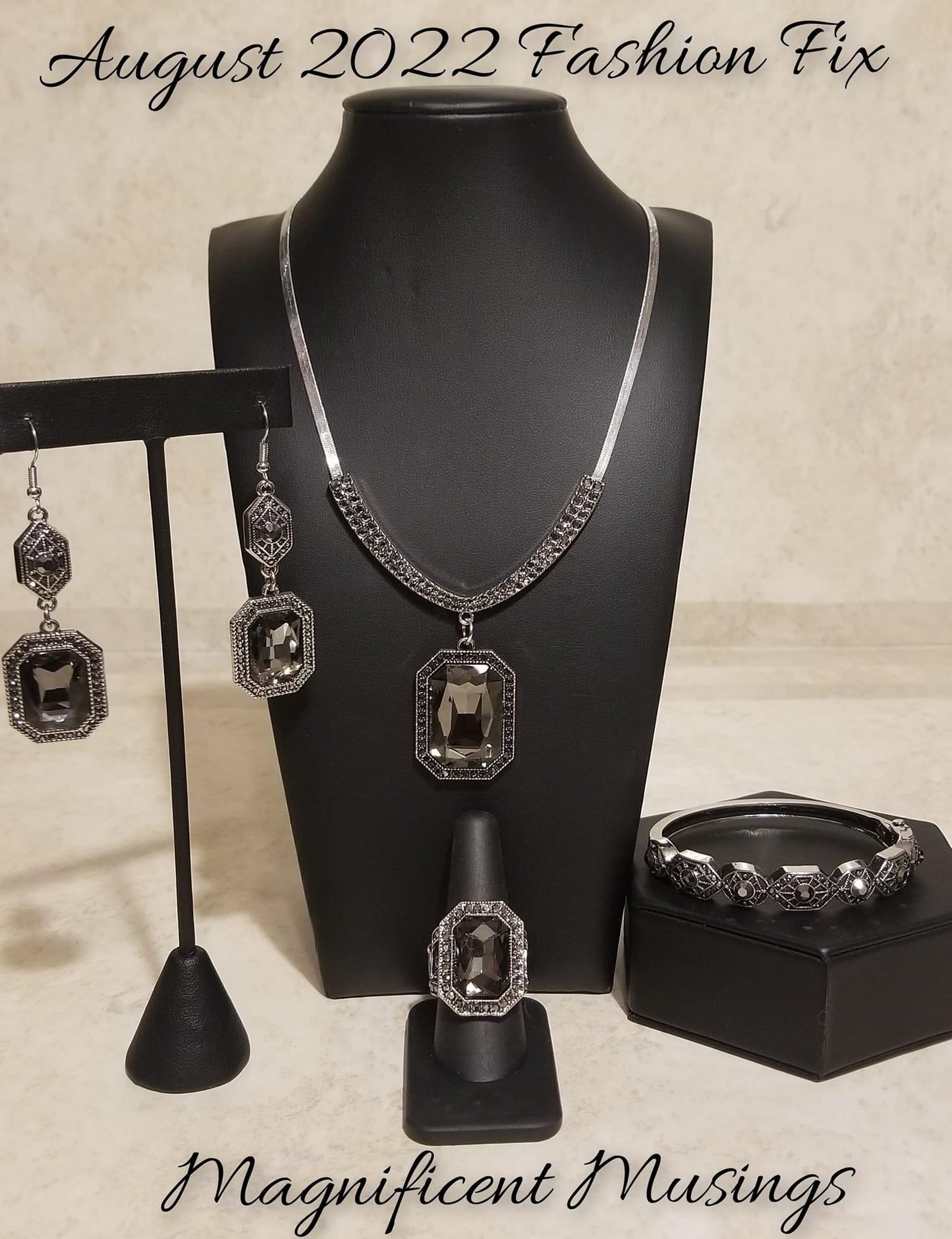 Paparazzi Accessories Magnificent Musings: FF August 2022 The Magnificent Musings Collection features bold statement pieces and edgy designs. Reveling in sassy, unapologetic fashion, Magnificent Musings mavens confidently express themselves through glamor