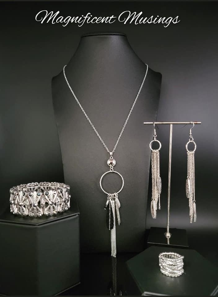 Paparazzi Accessories Magnificent Musings: February 2022 FF The Magnificent Musings Collection features bold statement pieces and edgy designs. Reveling in sassy, unapologetic fashion, Magnificent Musings mavens confidently express themselves through glam