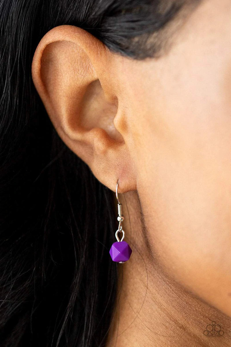 Paparazzi Accessories Summer Excursion - Purple A faceted collection of translucent and solid Amethyst Orchid cube beads gradually increase in size as they alternate with dainty silver beads below the collar. Infused with sections of classic silver chains