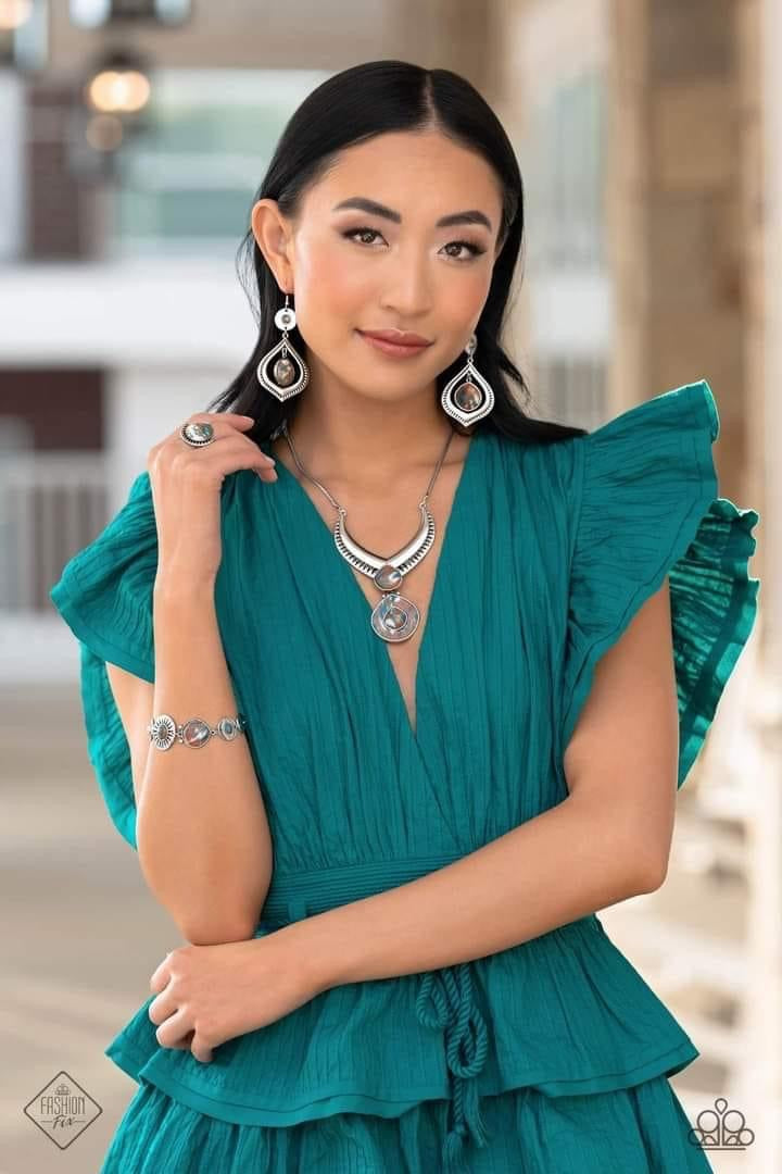 Paparazzi Accessories Simply Santa Fe: FF April 2023 Authentic designs and handcrafted pieces are staples of the Simply Santa Fe Collection. Featuring patterns and elements inspired by nature, these earthy designs tend to have a little more detail. Those