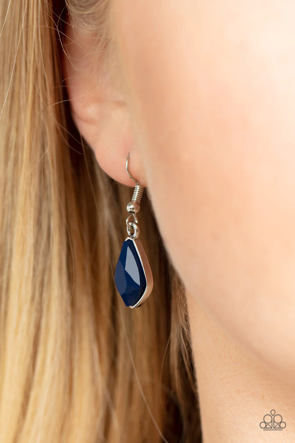 Paparazzi Accessories Crystallized Couture - Blue Alternating between rippling metallic matte wraps that shimmer, and sparkly blue rhinestones, these elongated silver-encased teardrop pendants drape below the collar creating an elegant, edgy staple. Featu