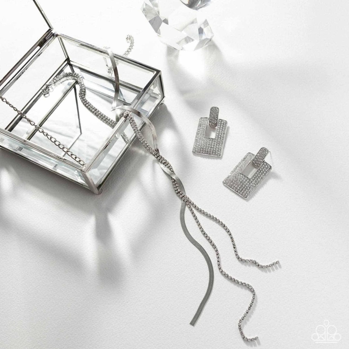 Fiercely 5th Avenue : Complete Trend Blend - October 2025