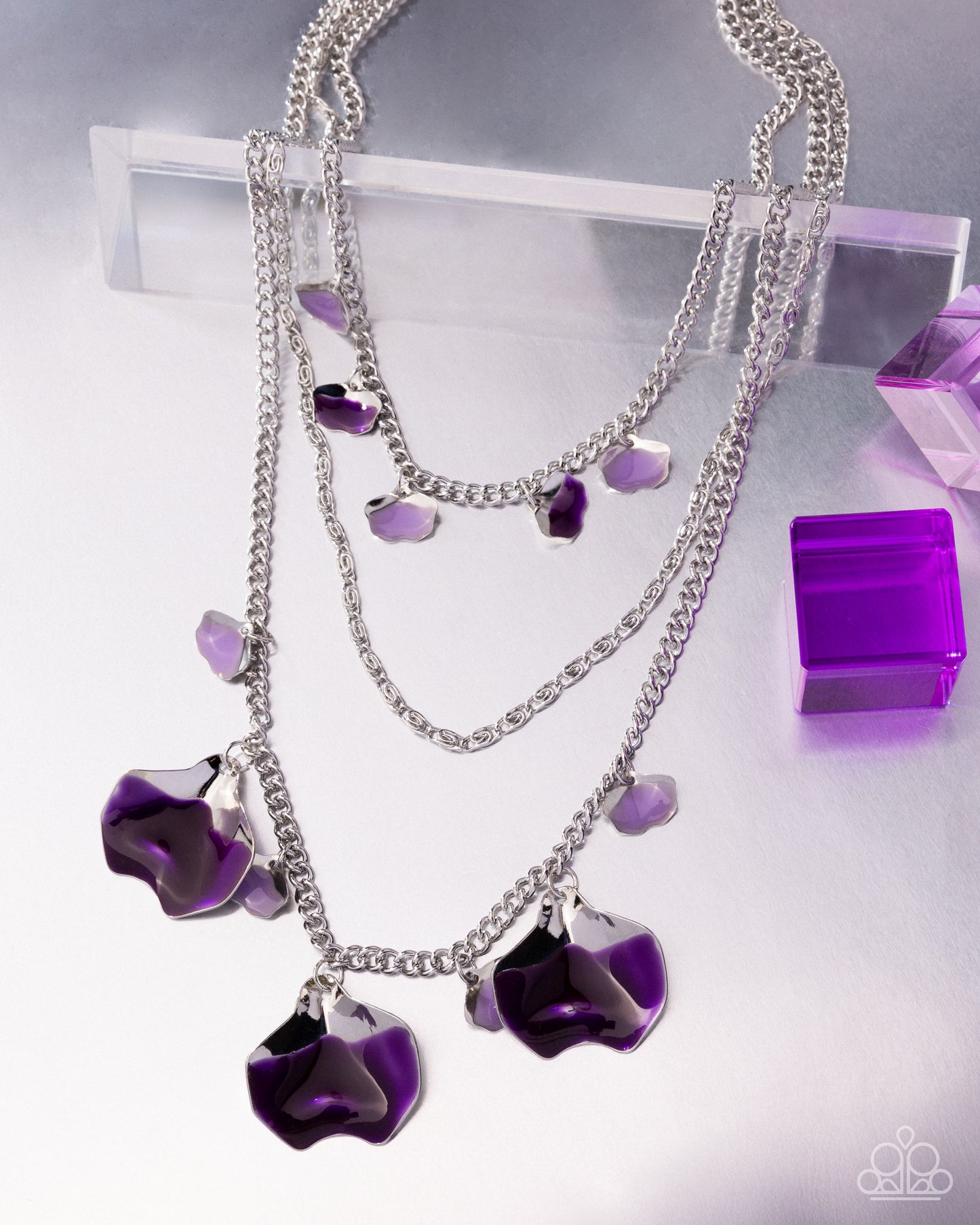Forward Fashion - Purple