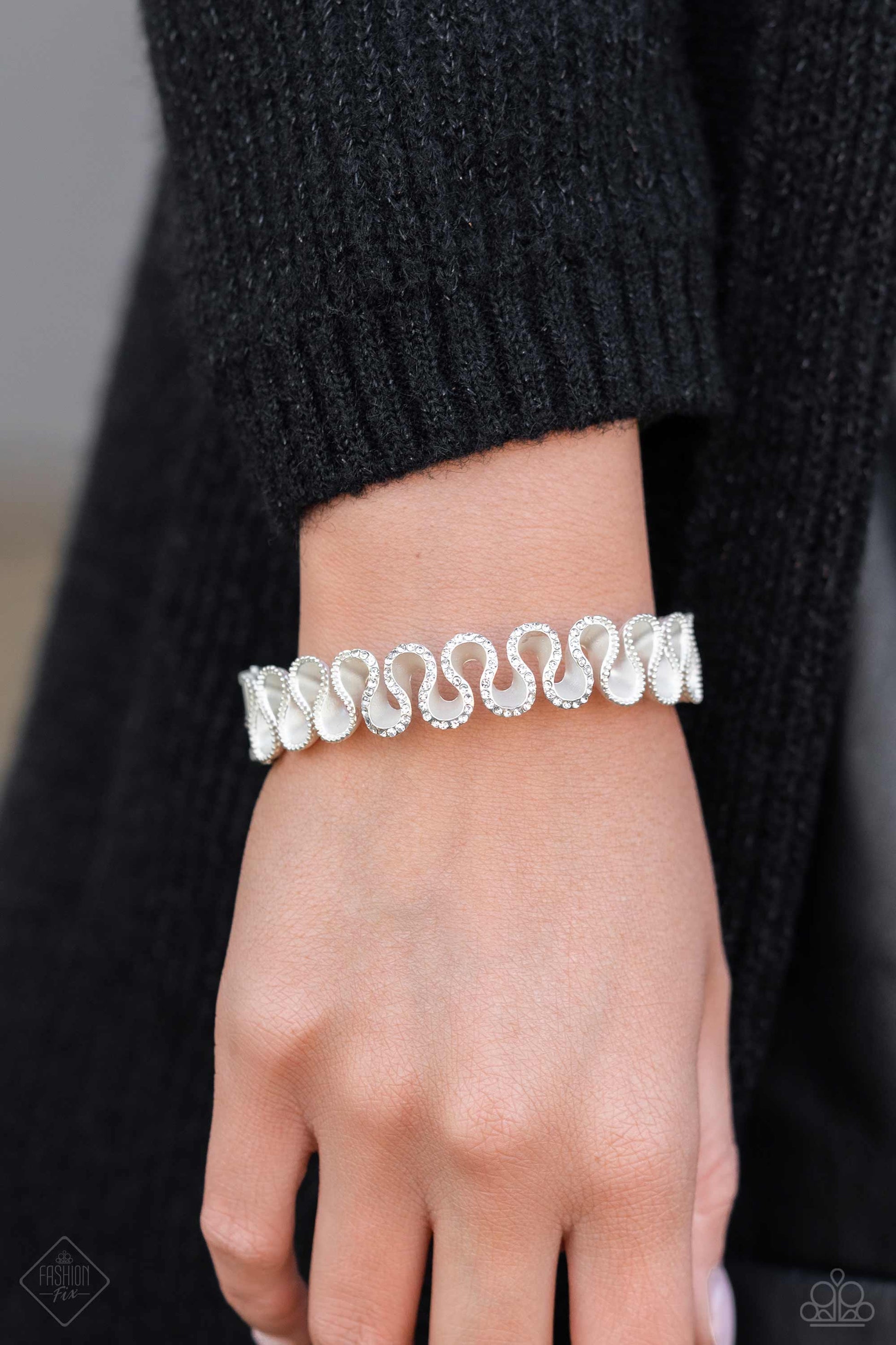 Paparazzi Accessories Fiercely 5th Avenue: FF November 2023 Timeless and classic yet sophisticated and versatile, the Fiercely 5th Avenue Collection features elegant designs and traditional metal finishes. Never one to shy away from a bit of sparkle, the