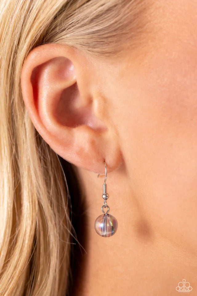 Paparazzi Accessories Turn Back The Clock - Silver Layered atop a bold silver elongated curb chain, a strand of gray clear beads featuring an iridescent shimmer is threaded along an invisible wire below the collar, resulting in a colorfully layered design