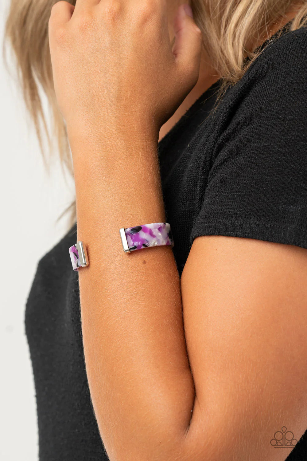 Paparazzi Accessories It’s Getting HAUTE in Here - Purple Capped in sleek silver fittings, a purple, black, and white tortoise shell acrylic frame delicately curls around the wrist, creating a dainty cuff. Sold as one individual bracelet. Jewelry