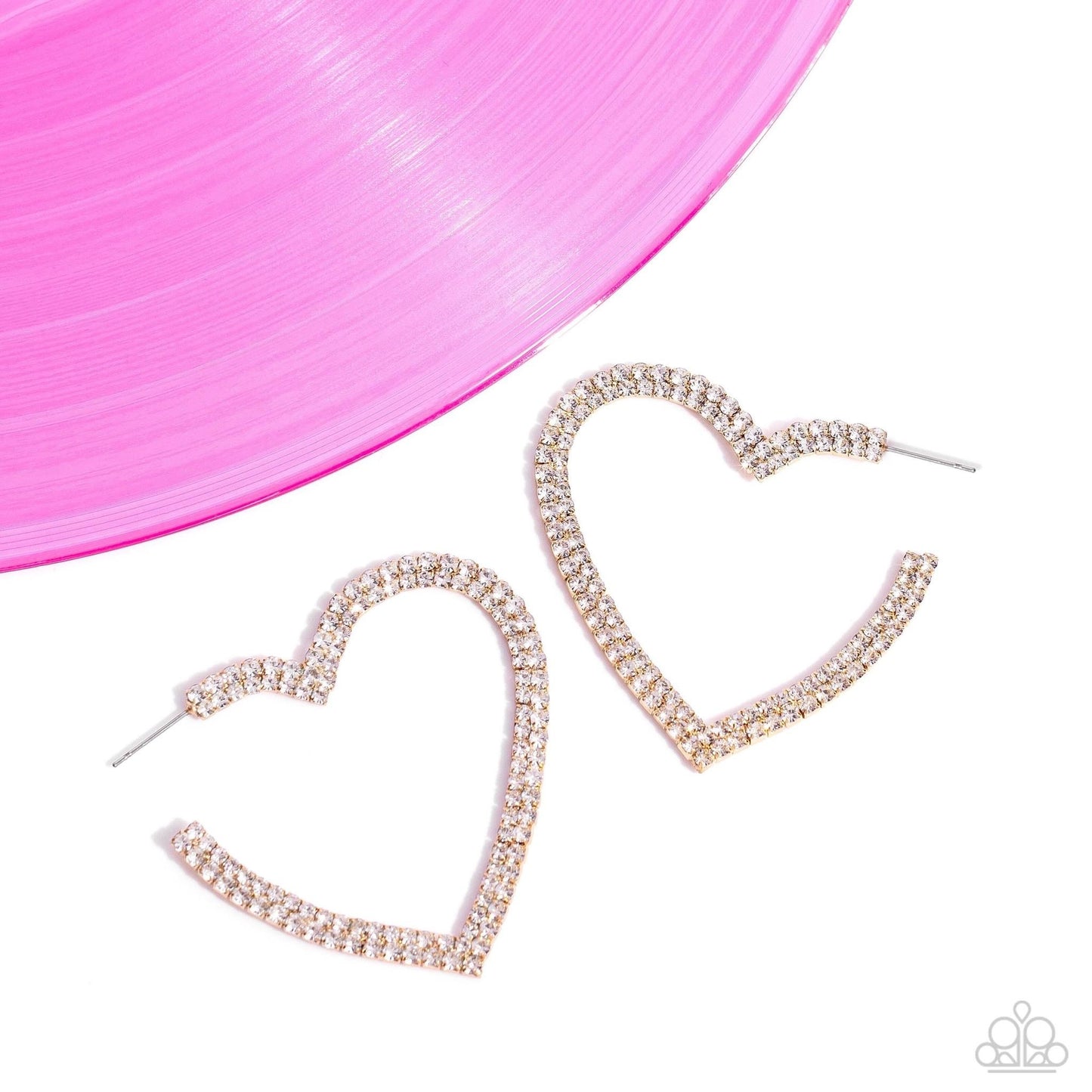 Paparazzi Accessories Sweetheart Sequence - Gold Selfie September 2023 Exclusive Jewelry