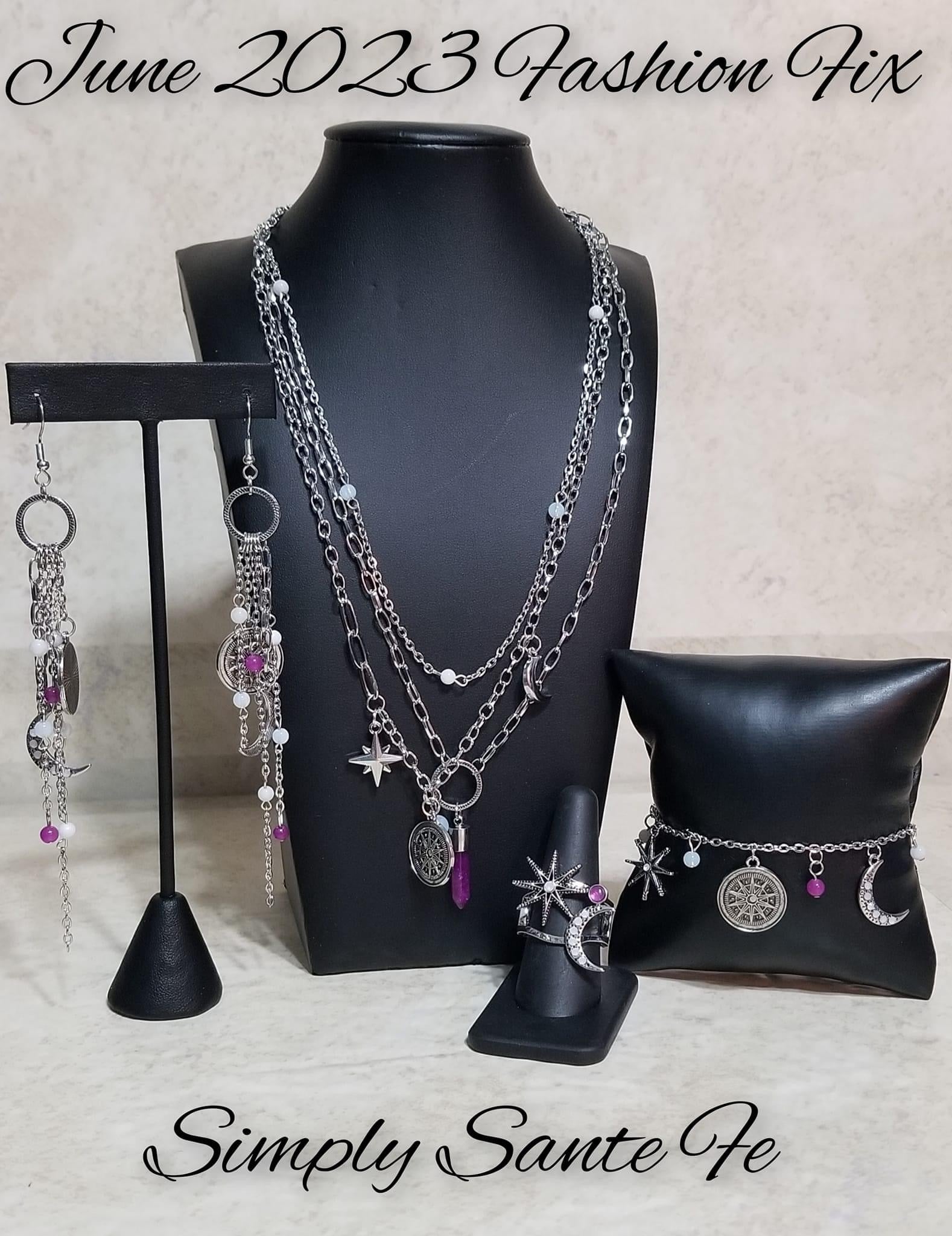 Paparazzi Accessories Simply SantaFe: June 2023 FF Authentic designs and handcrafted pieces are staples of the Simply Santa Fe Collection. Featuring patterns and elements inspired by nature, these earthy designs tend to have a little more detail. Those fr