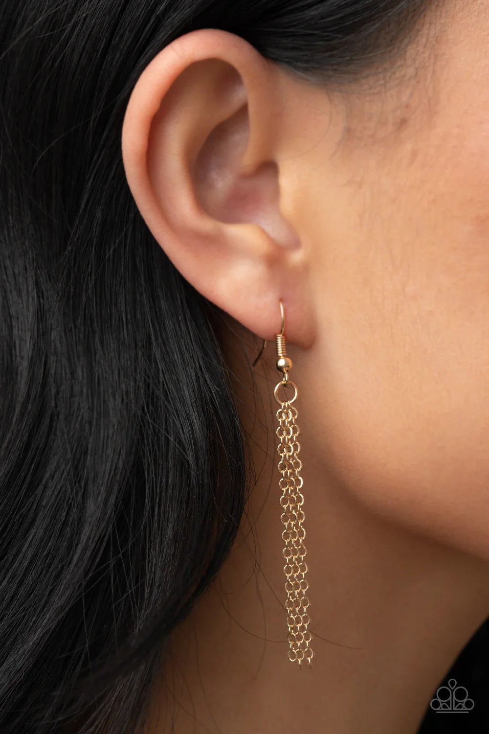 Paparazzi Accessories State of the ARTISAN - Brass Dainty silver wire is haphazardly wrapped around the center of a hammered oval gold frame, creating a one-of-a-kind pendant at the bottom of a lengthened gold chain. Features an adjustable clasp closure.