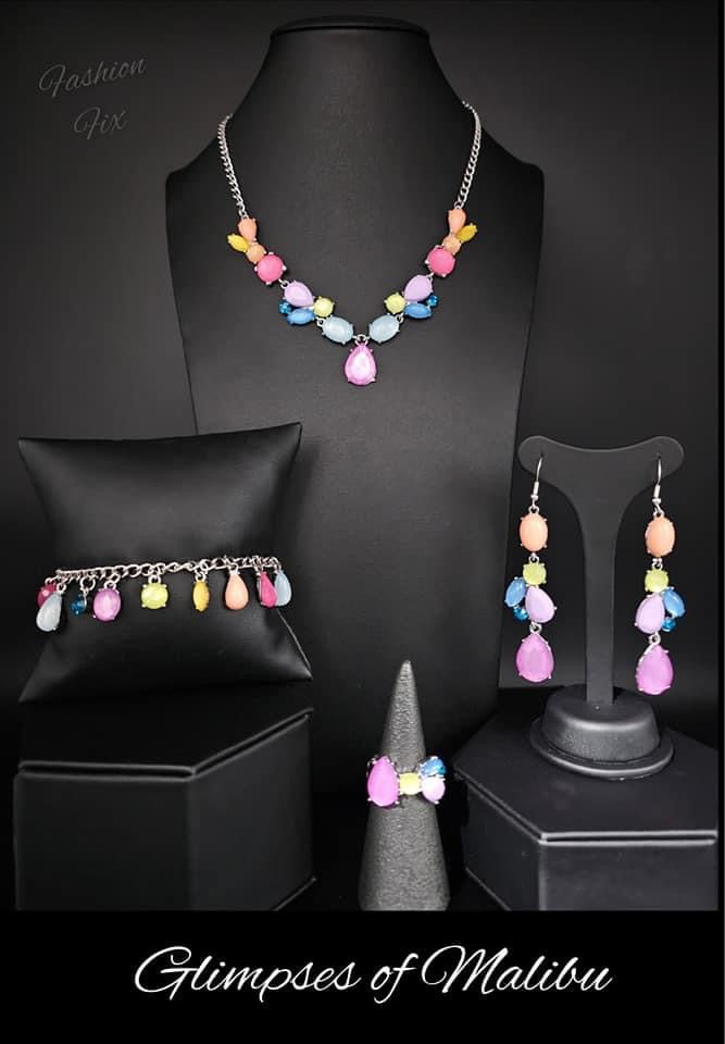 Paparazzi Accessories Glimpses of Malibu- FF May 2023 Featuring playful styles accented with fun pops of color, the Glimpses of Malibu Collection is an endearing assortment of cheerful and whimsical laid-back fashion. From the bubbly outgoing socialite wh