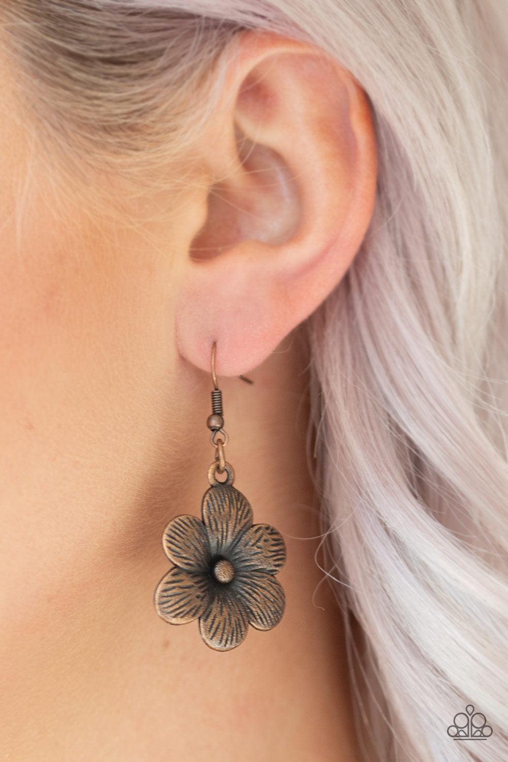 Paparazzi Accessories Secret Garden - Multi Brushed in an antiqued shimmer, lifelike copper and silver flowers gradually increase in size as they link below the collar in a seasonal fashion. Features an adjustable clasp closure. Sold as one individual nec