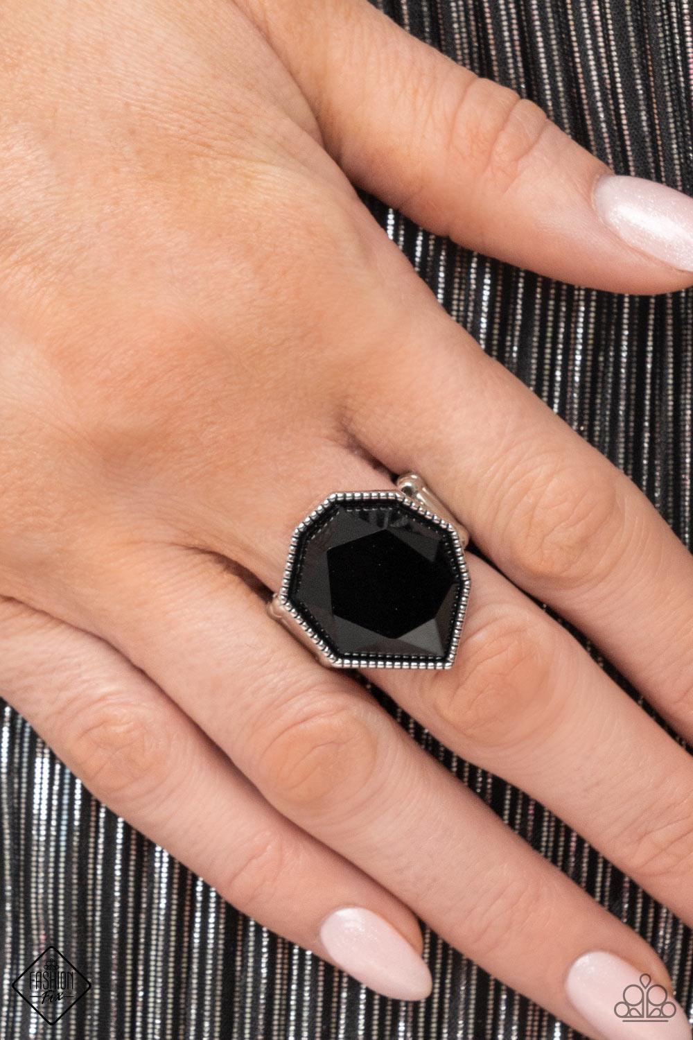 Paparazzi Accessories Magnificent Musings - January 2022 FF The Magnificent Musings Collection features bold statement pieces and edgy designs. Reveling in sassy, unapologetic fashion, Magnificent Musings mavens confidently express themselves through glam