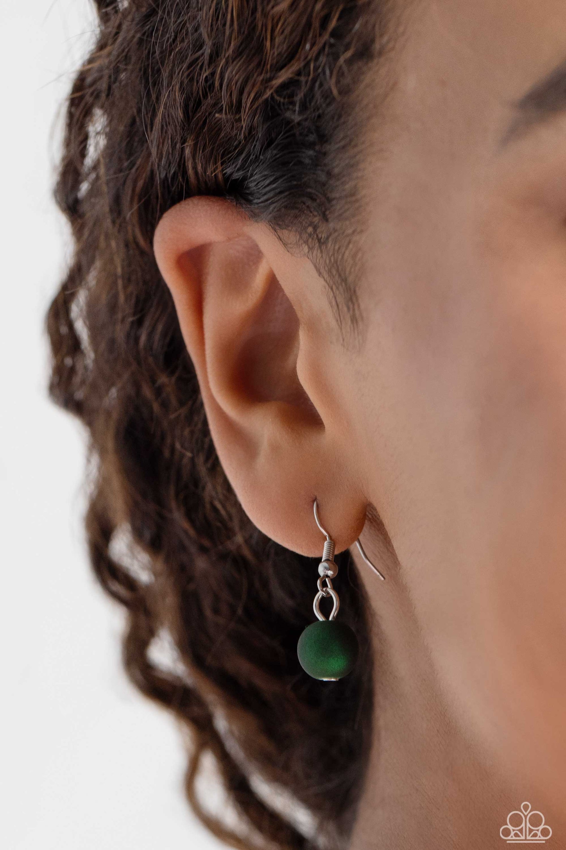 Paparazzi Accessories Shopaholic Season - Green Two rows of oversized emerald green beads featuring a subtle shimmer, silver accents, and clear gray cubed beads fall below the collar on silver paperclip chains, creating refined, colorful layers. Features