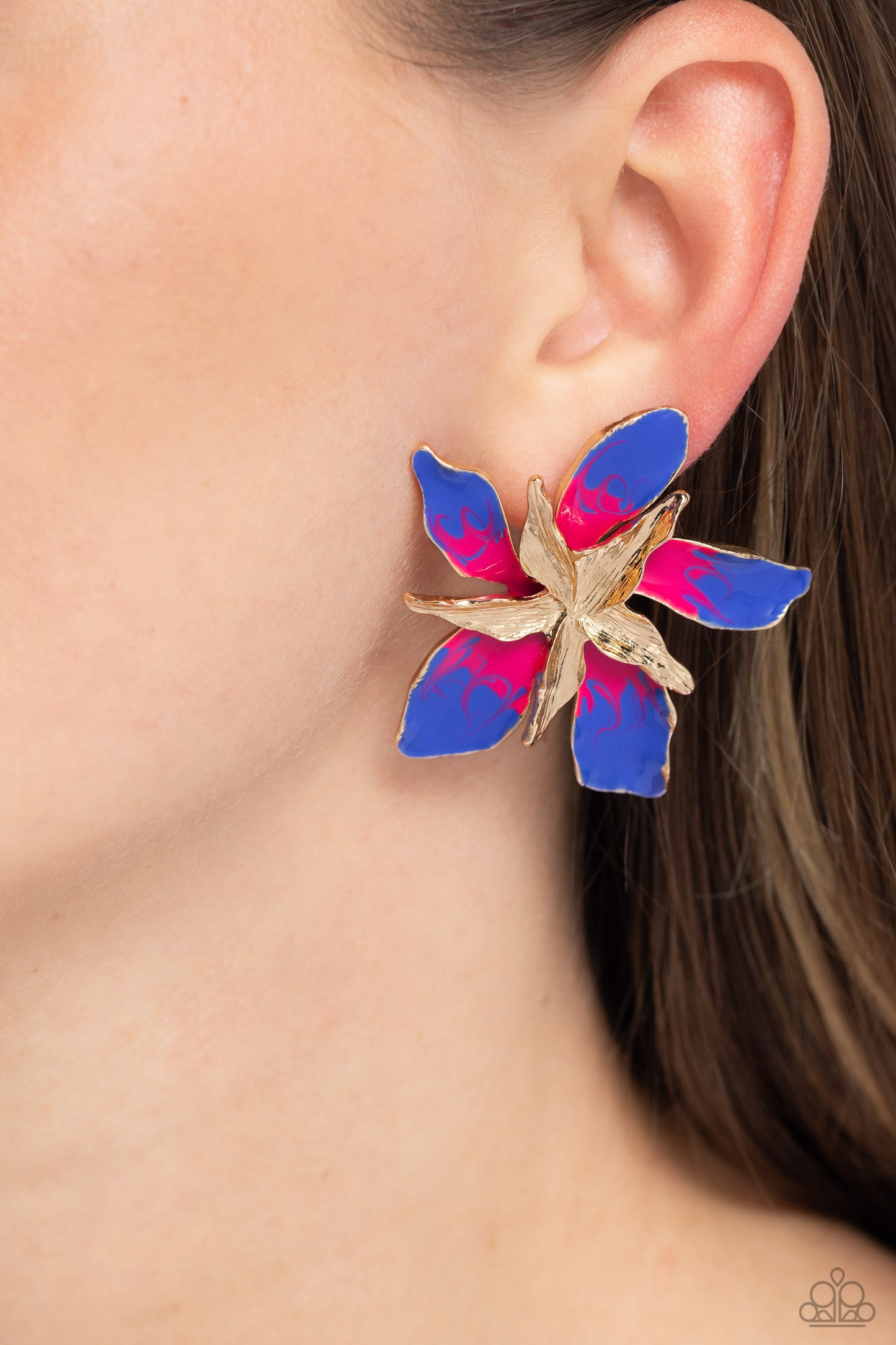Paparazzi Accessories Warped Wallflower - Multi Featuring a warped, metallic texture, a gold flower blooms atop the ear, while a larger gold warped flower featuring Persian Jewel and Pink Peacock accents adds a vibrant pop of color to the whimsical center