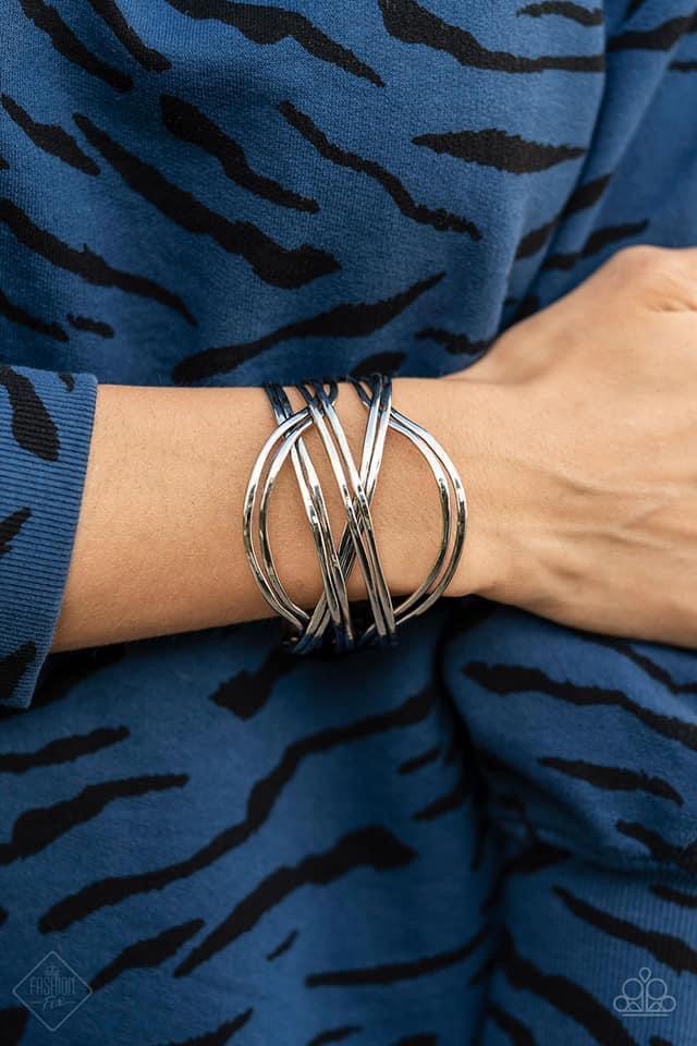 Paparazzi Accessories Magnificent Musings: June 2021 Fashion Fix The Magnificent Mile in Chicago is where we pulled our inspiration for the Magnificent Musings collection. With a range of shopping venues, the Magnificent Mile is a hub for classic trends w