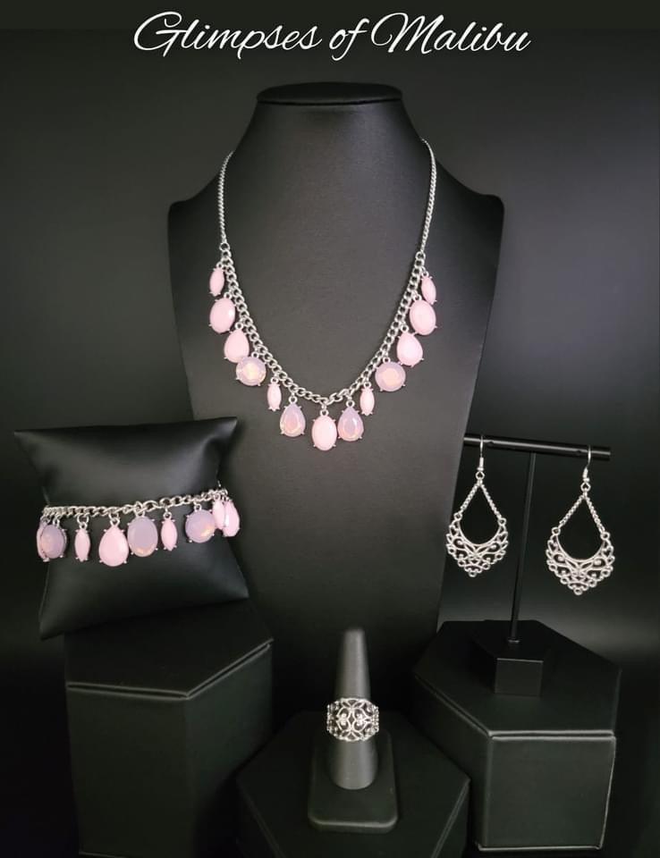 Paparazzi Accessories Glimpses of Malibu: February 2022 FF Featuring playful styles accented with fun pops of color, the Glimpses of Malibu Collection is an endearing assortment of cheerful and whimsical laid-back fashion. From the bubbly outgoing sociali