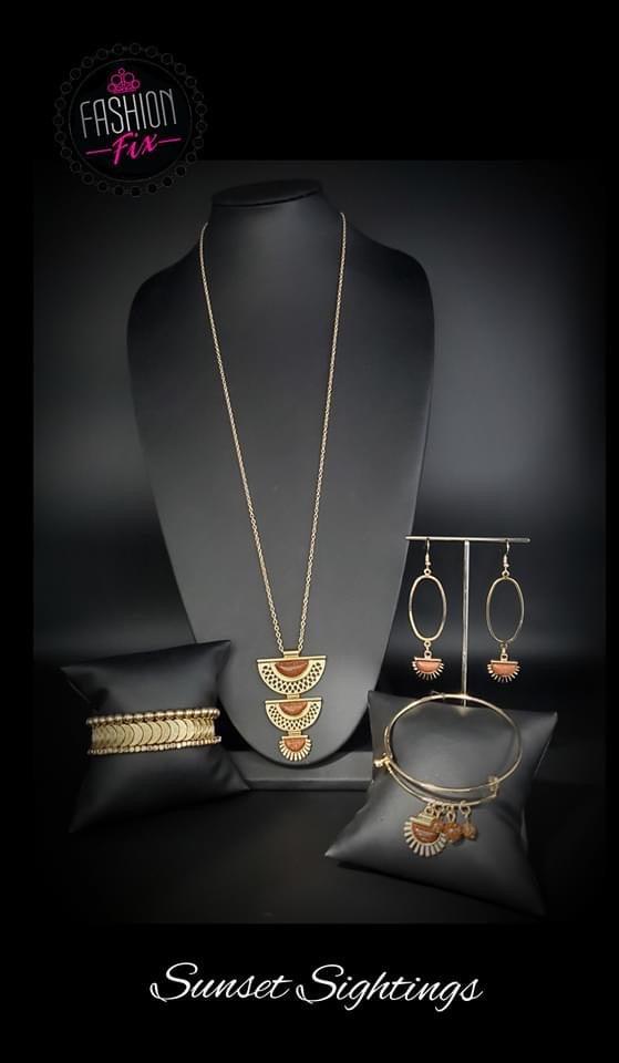 Paparazzi Accessories Sunset Sightings - FF July 2020 Trendsetters are sure to gravitate towards the accessories found in the Sunset Sightings collection. Featuring more drastic designs, bold colors, and funky combinations found outside the box, the piece