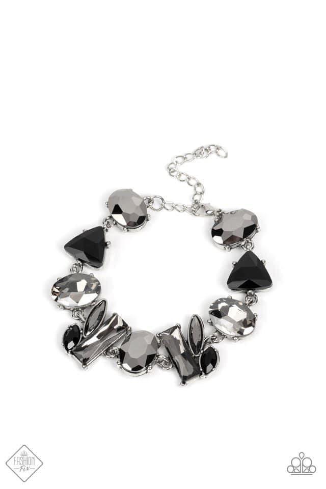 Paparazzi Accessories Magnificent Musings: FF November 2021 The Magnificent Mile in Chicago is where we pulled our inspiration for the Magnificent Musings collection. With a range of shopping venues, the Magnificent Mile is a hub for classic trends with u