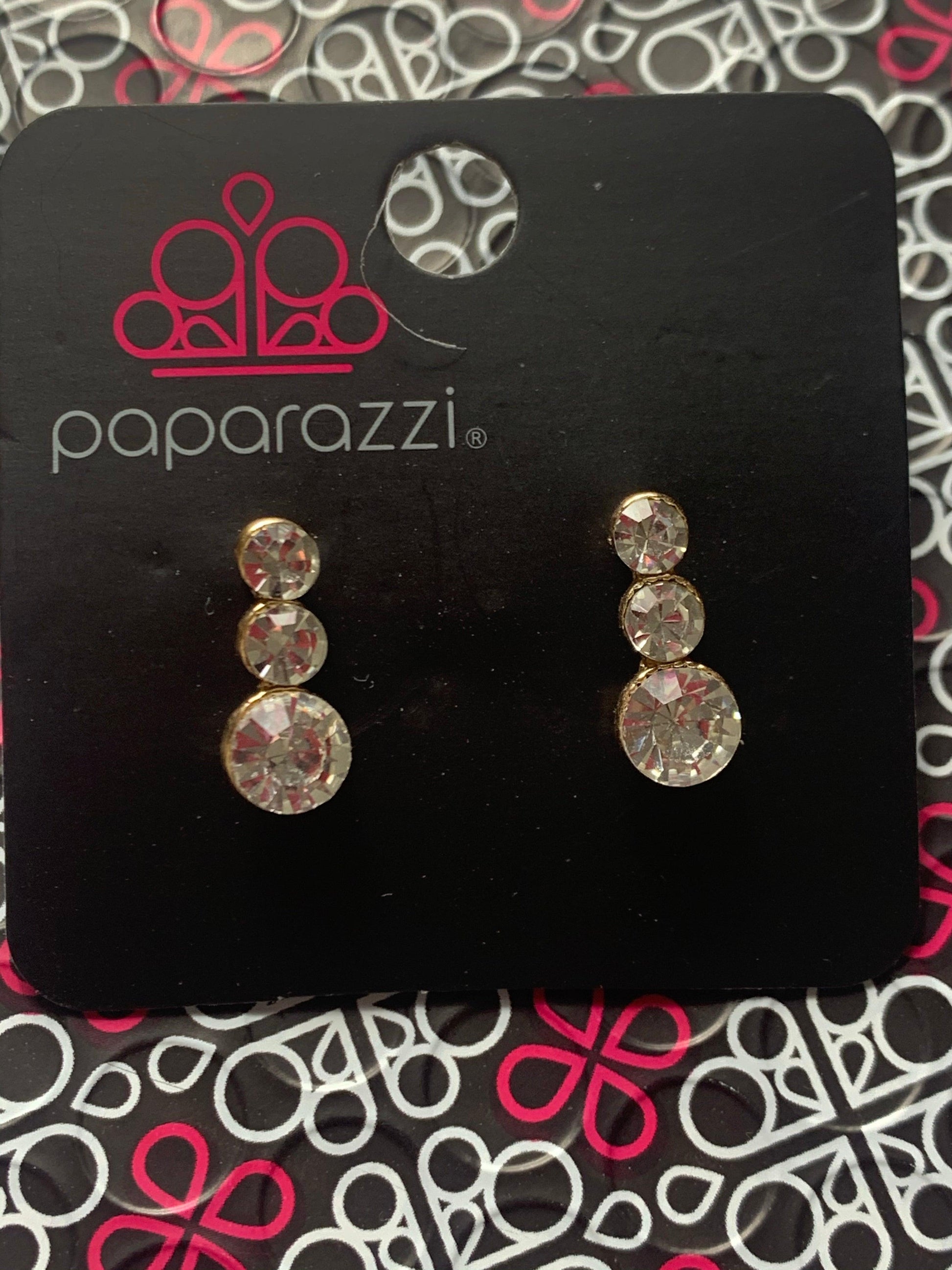 Paparazzi Accessories Starlet Shimmer Earrings: #20 - Gold Jewelry