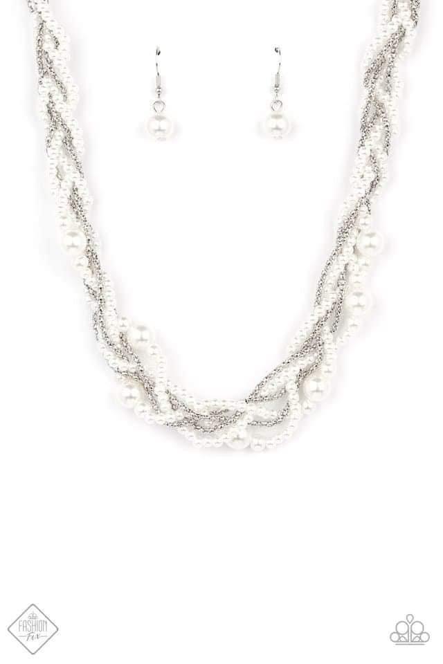 Paparazzi Accessories Fiercely 5th Avenue: March 2021 The styles featured in the Fiercely 5th Avenue Collection are exactly what you would expect with a name like that: Sleek, classy, metallic designs that you’d find on the streets of New York. The access