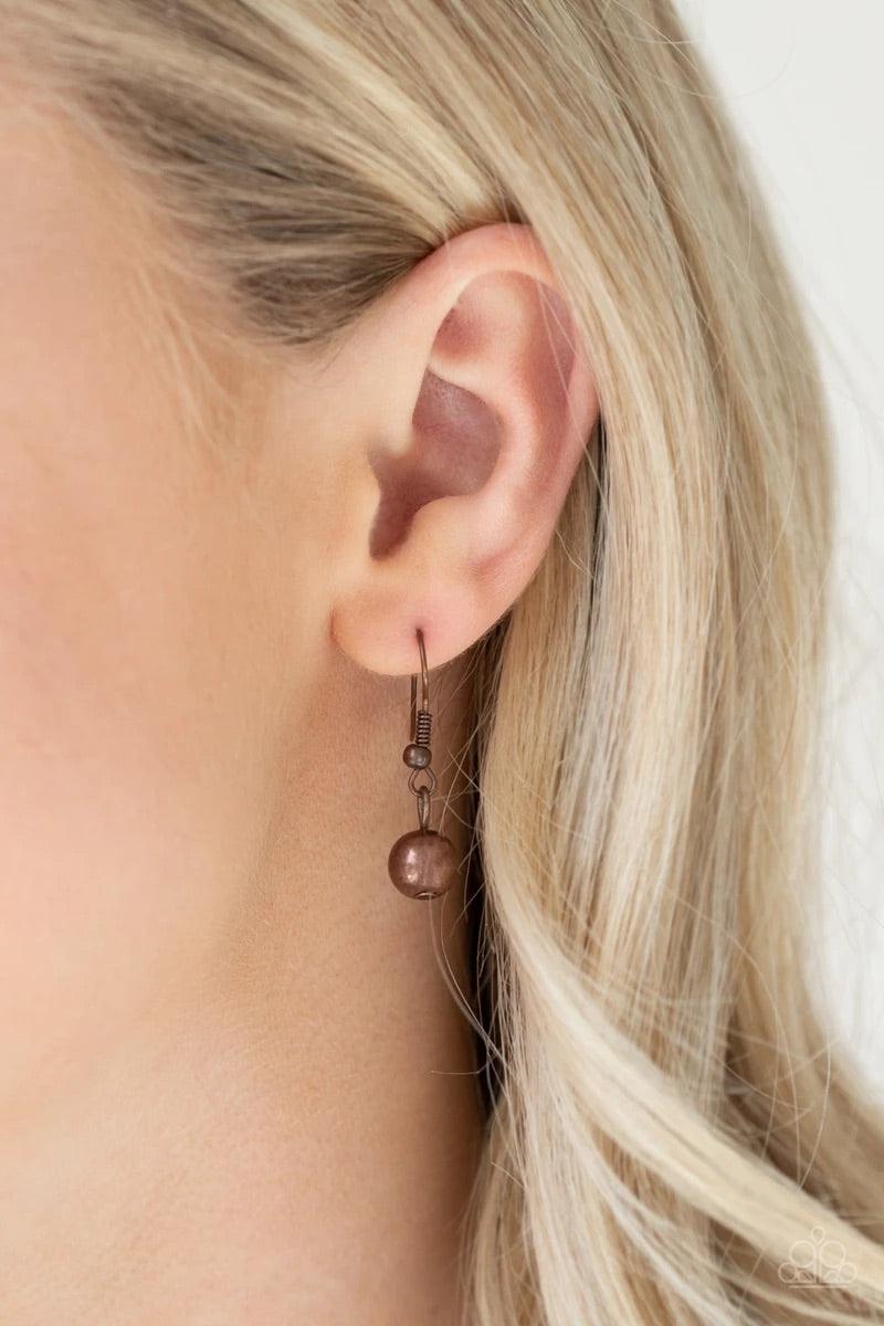 Paparazzi Accessories Building My Brand - Multi Featuring shiny, faceted, and mesh finishes, mismatched copper, gold, and silver beads trickle below the collar for an edgy industrial look. Features an adjustable clasp closure. Sold as one individual neckl