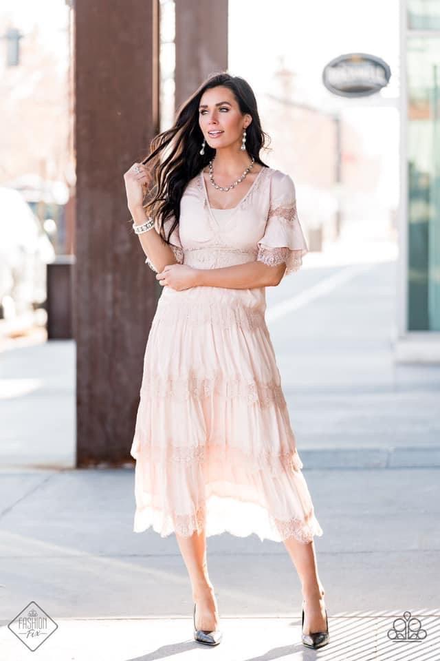 Paparazzi Accessories Fiercely 5th Avenue: January 2021 FF The styles featured in the Fiercely 5th Avenue collection are exactly what you would expect with a name like that: Sleek, classy, metallic designs that you’d find on the streets of New York. The a