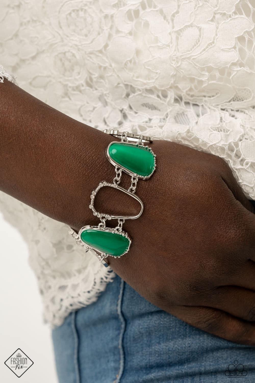 Paparazzi Accessories Glimpse of Malibu: FF March 2021 The Glimpses of Malibu Collection was created with inspiration from the styles of Malibu, CA. Styles in this Trend Blend will feature fun, livable fashion with an upscale flavor. The colors are usuall