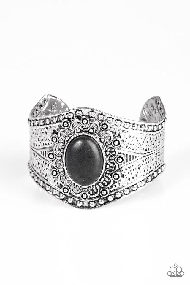 Mojave Majesty ~Black - Beautifully Blinged