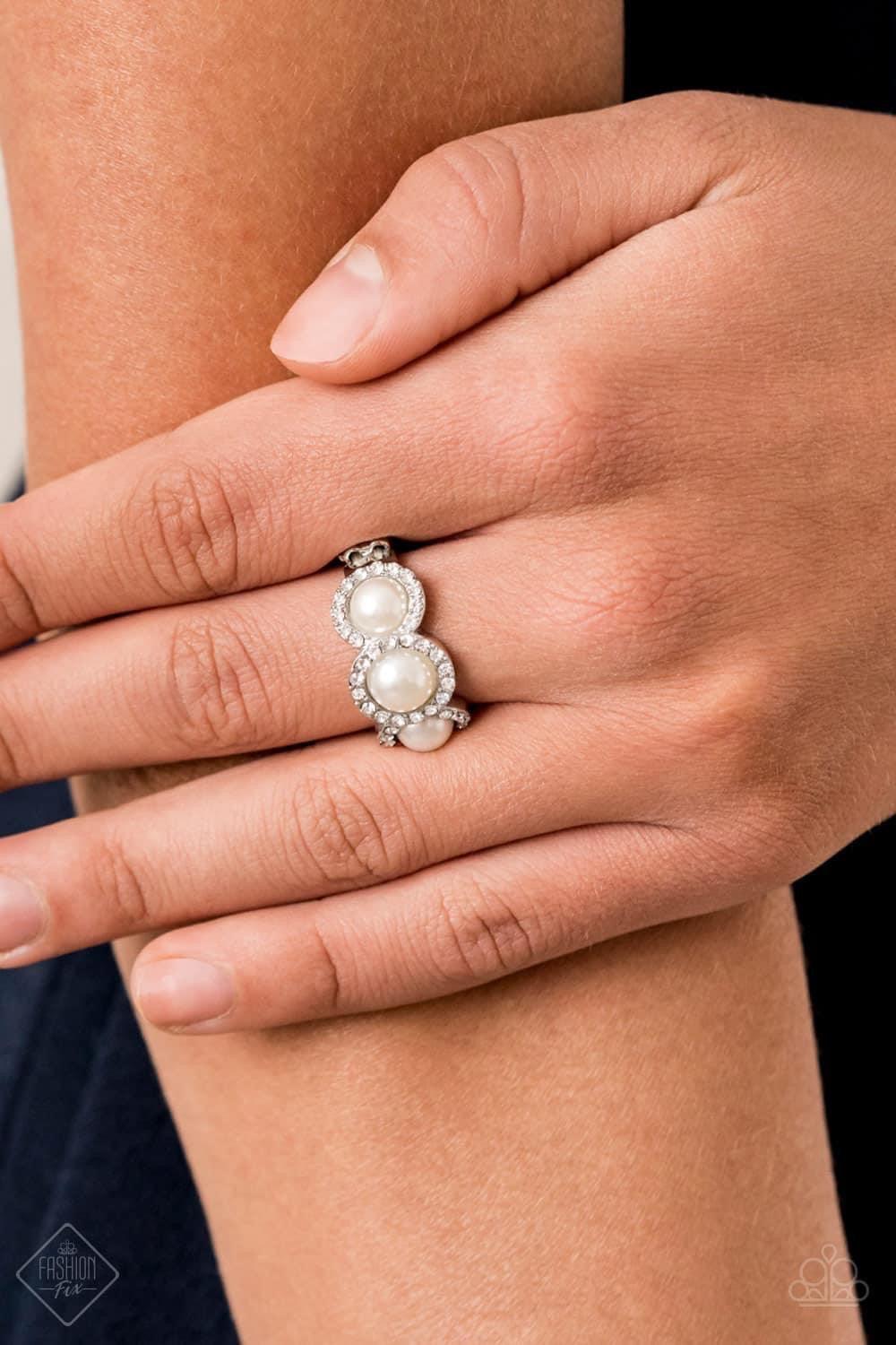 Paparazzi Accessories Fiercely 5th Avenue: FF June 2020 The styles featured in the Fiercely 5th Avenue collection are exactly what you would expect with a name like that: Sleek, classy, metallic designs that you’d find on the streets of New York. The acce