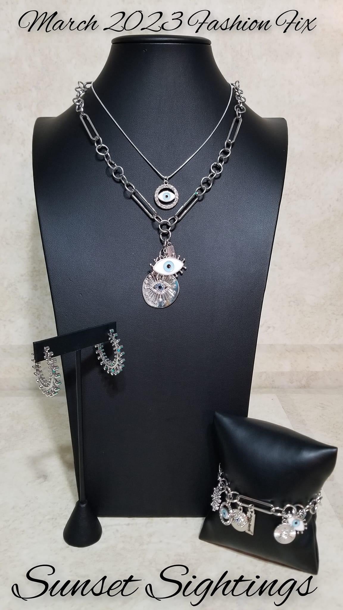 Paparazzi Accessories Sunset Sitings : March 2023 FF Fueled by abstract designs and funky combinations of the most daring trends, the Sunset Sightings Collection features audacious, outside-the-box fashion. Sunset Sightings fashionistas celebrate individu