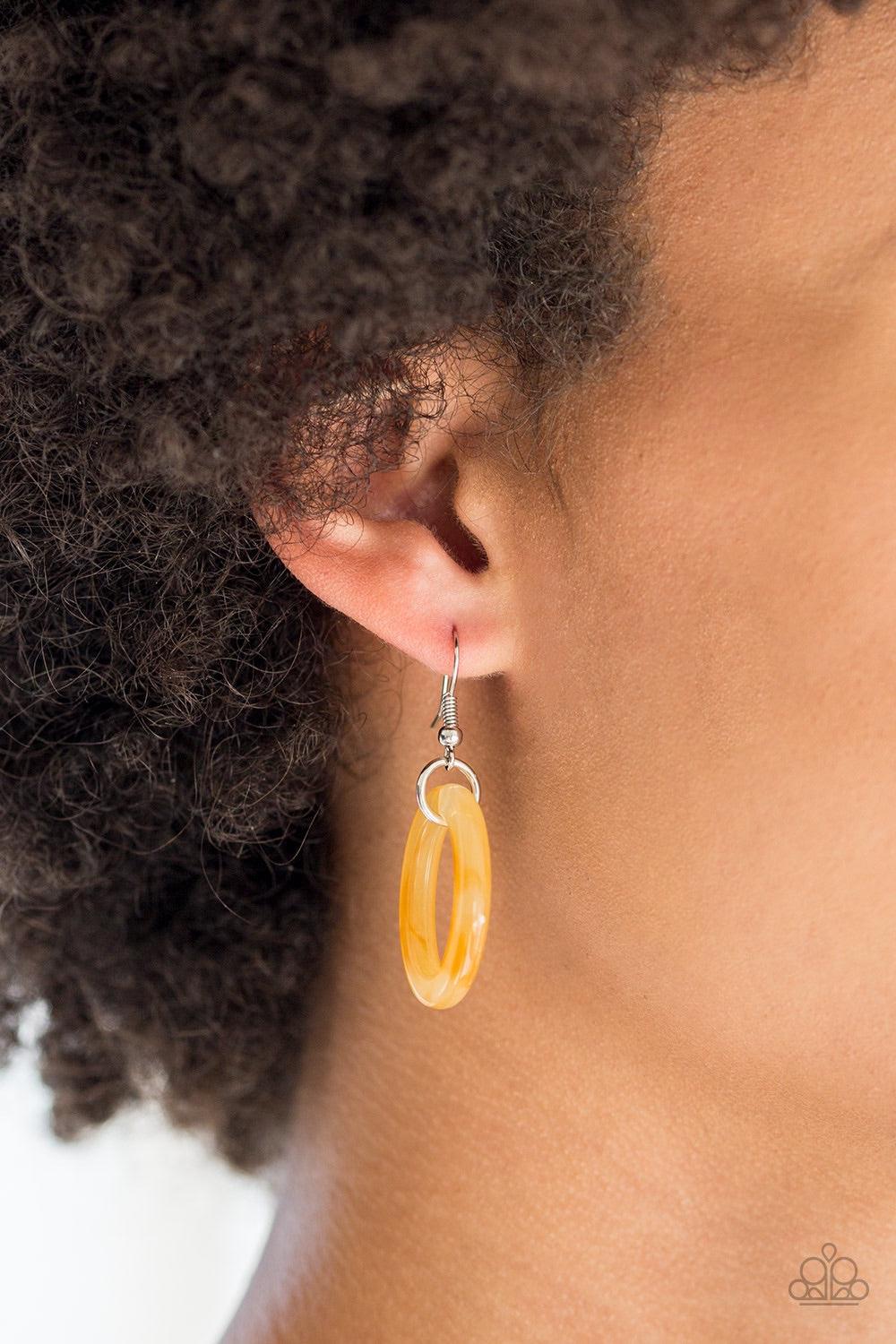 Paparazzi Accessories Courageously Chromatic - Yellow Brushed in a faux-marble finish, bold yellow links connect below the collar for a statement making look. Features an adjustable clasp closure. Jewelry