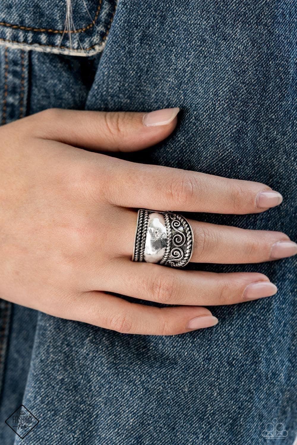 Paparazzi Accessories Simply Santa Fe: FF December 2020 Earthy, desert-inspired designs are what the Simply Santa Fe collection is all about. Natural stones, indigenous patterns, and vibrant colors of the Southwest are sprinkled throughout this trendy col