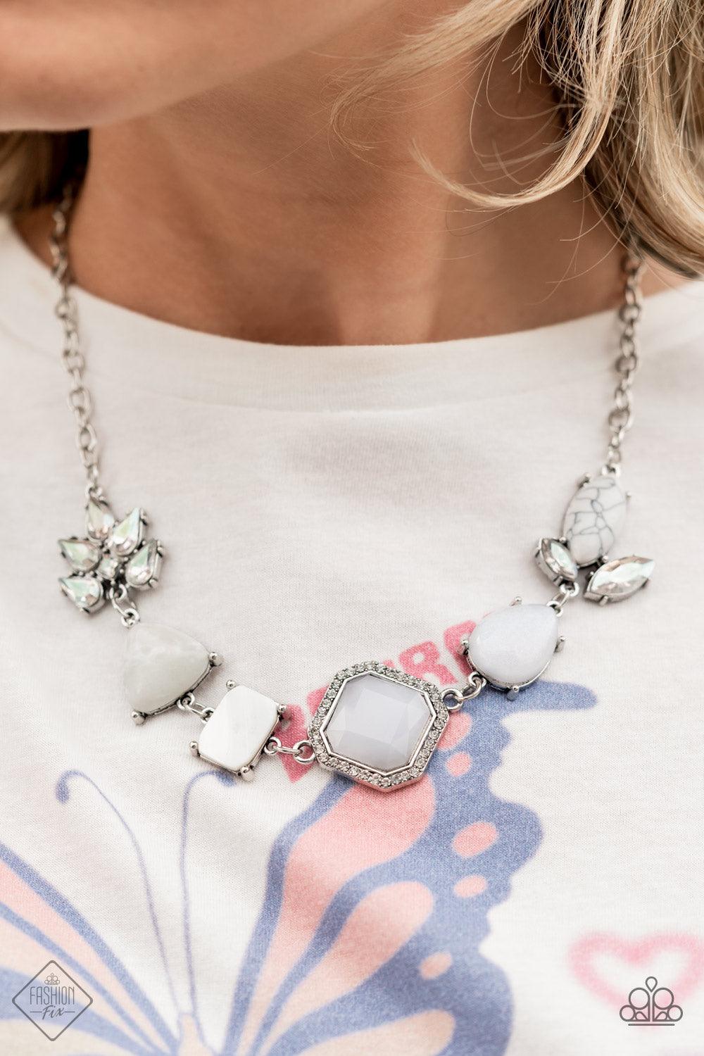Paparazzi Accessories Sunset Sitings: FF June 2022 Trendsetters are sure to gravitate towards the accessories found in the Sunset Sightings collection. Featuring more drastic designs, bold colors, and funky combinations found outside the box, the pieces o