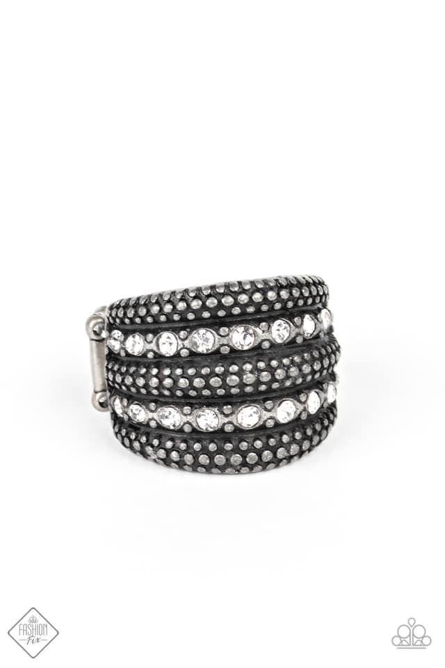 Paparazzi Accessories Magnificent Musings: FF February 2020 Inspired by the magnificent Mile in Chicago, the Magnificent Musings trend blend mixes classic trends with urban elements giving it an industrial vibe. The four piece set includes one of each acc