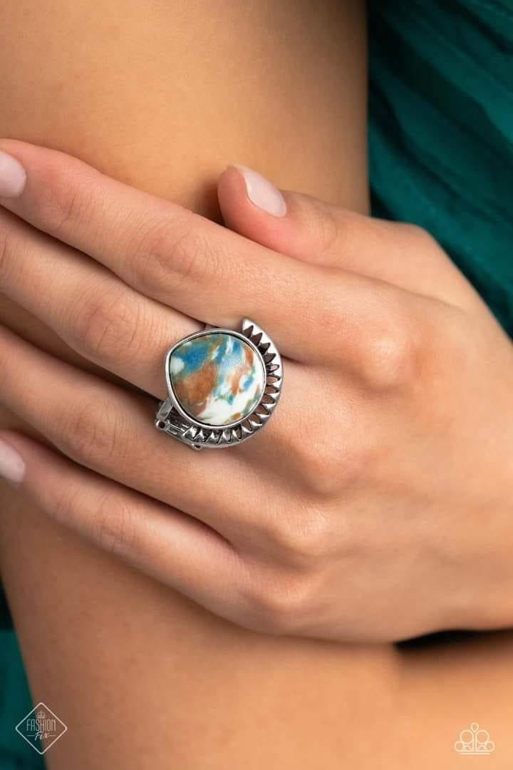 Paparazzi Accessories Simply Santa Fe: FF April 2023 Authentic designs and handcrafted pieces are staples of the Simply Santa Fe Collection. Featuring patterns and elements inspired by nature, these earthy designs tend to have a little more detail. Those