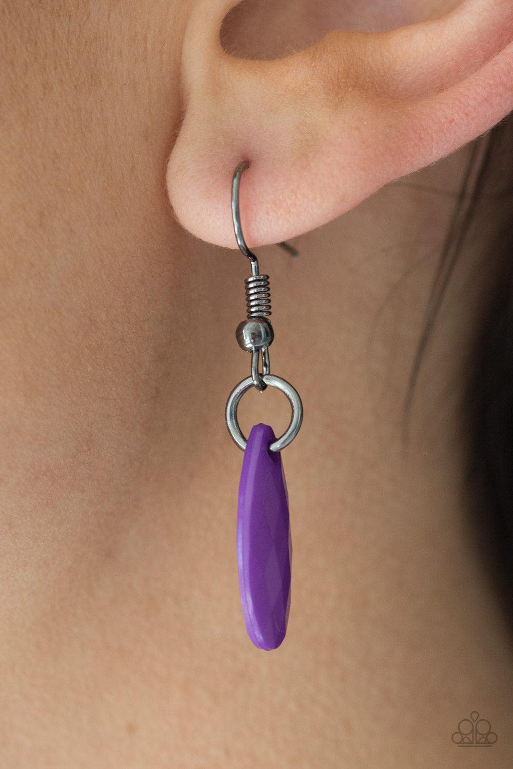 Paparazzi Accessories Jersey Shore - Purple Faceted purple teardrops and glistening gunmetal beads swing from the bottom of interlocking gunmetal chains, creating a spunky fringe below the collar. Features an adjustable clasp closure. Jewelry