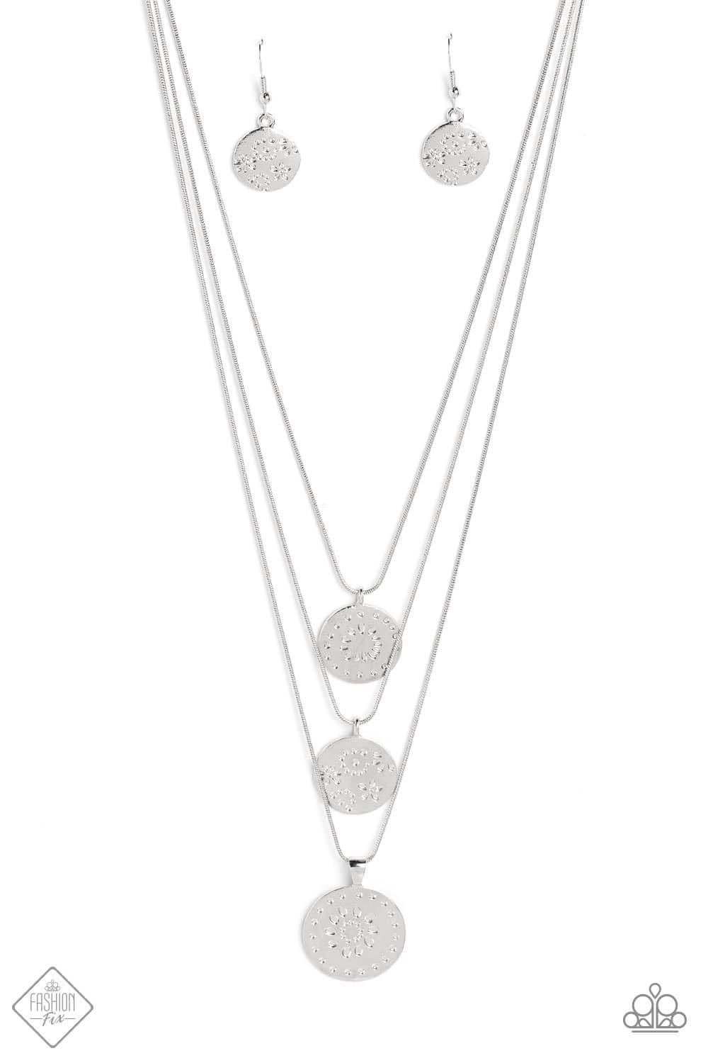 Paparazzi Accessories Sunset Sitings: February 2023 Fueled by abstract designs and funky combinations of the most daring trends, the Sunset Sightings Collection features audacious, outside-the-box fashion. Sunset Sightings fashionistas celebrate individua